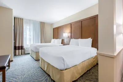 Image de Queen Suite with Two Queen Beds - Non-Smoking