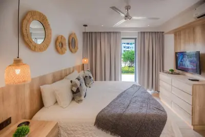 Image de Renovated Beach Apartment with Internet - K104