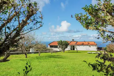 Image de Villa 'Quintinha Das Achadas' avec Vue sur la Mer, Jardin Privé et Wi-Fi