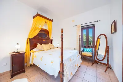 Image de Chambre 'Habitación 1' avec vue sur la montagne, piscine partagée et Wi-Fi