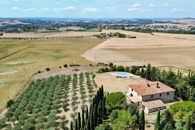 Image de Villa 'Podere Viepri - In Esclusiva' avec piscine privée, terrasse privée et Wi-Fi