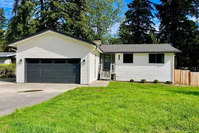 Airy Modern Farmhouse 5br\/3ba Oasis w\/ Fast Wi-Fi