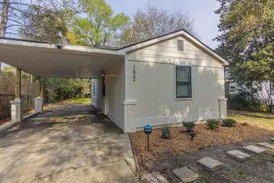 Image de 3-bedroom house in charming Augusta with WiFi, Ac