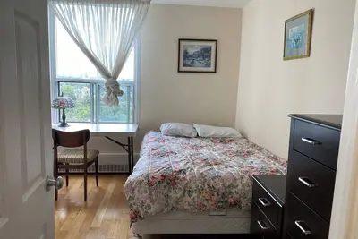 Image de Very Spacious Home away from home!