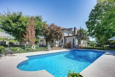 Image de Cottage w/ James River Access in Wingina!