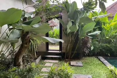 Image de D'Tegal Guesthouse quiet place in the heart of Canggu Bali