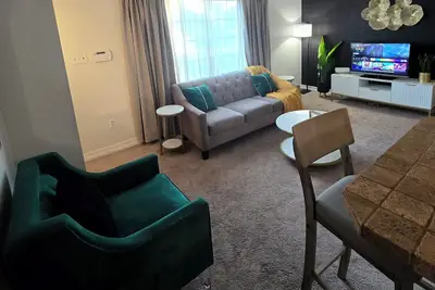 Image de Welcoming 3br Bungalow Retreat with WiFi minutes from Downtown Detroit