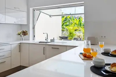 Image de Diogo House w/ Fantastic View - By Wehost