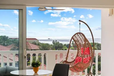 Image de Little Dreams | Tropical Getaway at Blue Bay