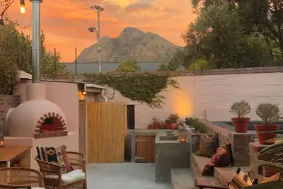 Image de Villa Rose - Turn-of-the-century cottage in the heart of Cape Town