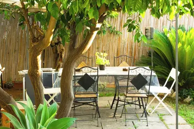 Image de The Green House - Apartment with Garden view