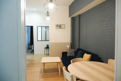 Image de Chaleureux et pratique proche de Montmartre