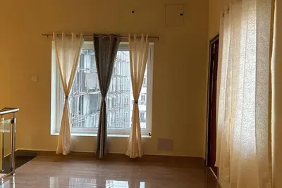 Image de Spacious 3bhk Triplex Villa Near To It Hub