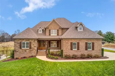 Image de Executuve 3-bedroom house in Stokesdale/Greensboro - 15 Minutes from Pti Airport