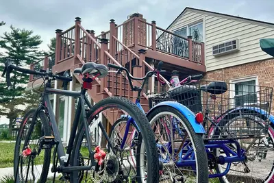 Image de That 70’s Loft! - Peace, Love and A Funky Stay!