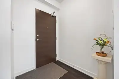 Image de Waterfront Luxury Condo In Downtown Toronto With Free Parking