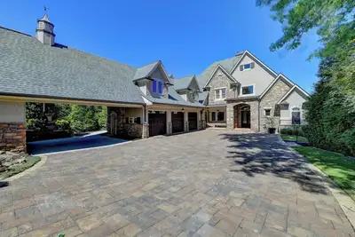 Image de Lake Lanier Luxury 5 Bedroom Waterfront Home with Spectacular Views Buford, Ga