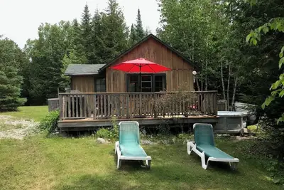 Image de Puppy Love Cottage Retreat at the Lake Edge Cottages!