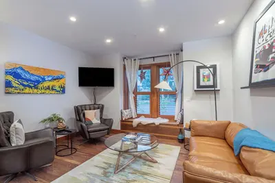 Summer In Telluride! Local Luxury-Telluride 3b+loft/3. 5Bth Location, Mtn Lux