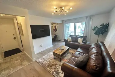 Image de Mannheim - 2 Bdrm Apt across Lrt\n\n