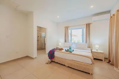 Image de New | Cozy, Bbq, Spacious Outdoor, Pool, 6 Sleeps