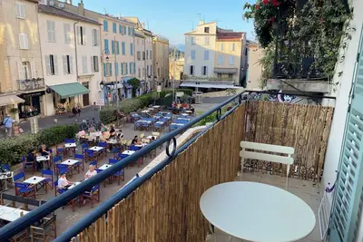 Image de 06bj2 : Bel appartement au coeur du Vieil Antibes