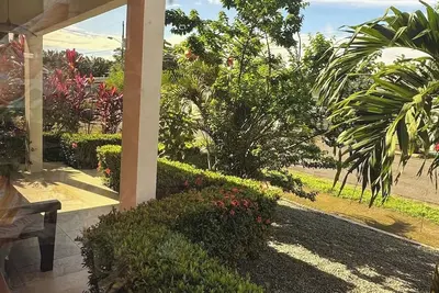 Image de House With Garden Near Manuel Antonio Beach