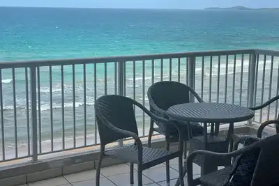 Image de Ocean front condo, breathtaking view, 3 bedrooms sleep 7