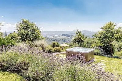 Image de Chateau La Siroque - Montecatini, Tuscany