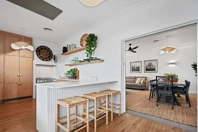 Image de Dejorja Residence - Central & Chic, Entertains 8