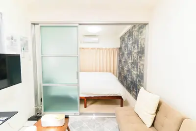 Image de Just outside of Namba! Tsutenkaku Tower can be seen from the corridor.