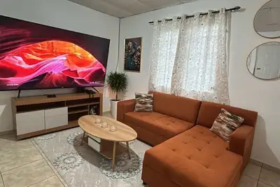 Image de Charming 2-bedroom house in amazing Santiago with Ac, WiFi cable phone