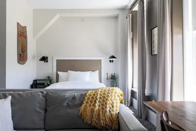 Image de Queen Studio - Hancock House Louisville