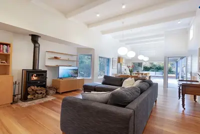 Image de Buwarla House – pet friendly beach house