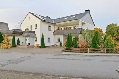 Image de Spacious Apartment in Madfeld With Private Terrace