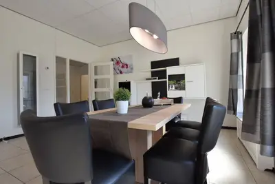 Image de Luxury House in South Limburg Near Forest