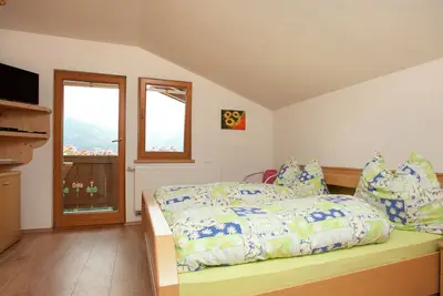 Image de Sunlit Apartment Near Ski Area in Hollersbach im Pinzgau