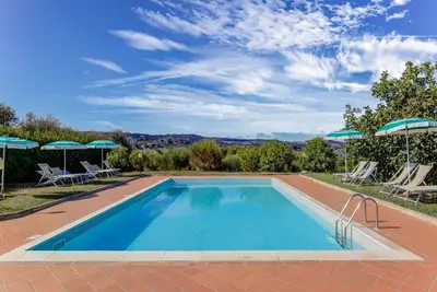 Image de Countryside Holiday Home in Gambassi Terme With Garden