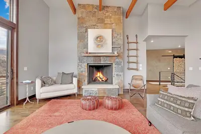 Image de Luxurious Contemporary Home