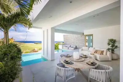 Image de \"Cielo Azul\" | Luxury Living | The Cape Blue Bay