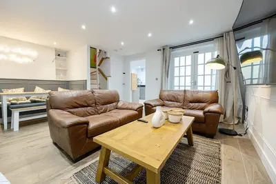 Image de GuestReady - Georgian Quarter retreat with terrace