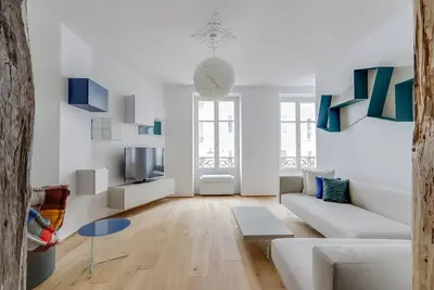 Image de Charming 75m² Luxury Apartment Steps from Jardin Du Luxembourg\n