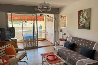 Image de Confort absolu à Sanary, l'appart de la mer, tout à pied, clim et garage