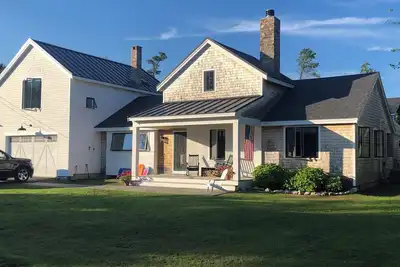 Image de Hear the Waves! Walk to the Ocean from Our Maine Home