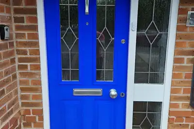 Beautiful, private, garden room. Great location and off street parking.