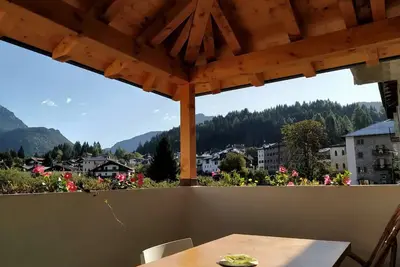 Image de Appartement \"Stella Mattutina\" avec vue sur les montagnes, terrasse privée et Wi-Fi