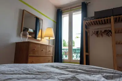 Image de Confortable deux pièces aux portes de Paris.