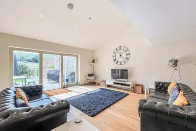 Image de 4 chambres à coucher à Dulcote, Wells