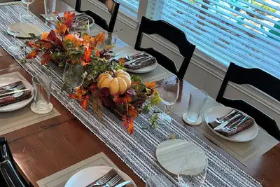 Image de Newly refreshed! Beautiful 4-bedroom home on Cedar Creek Lake, Mabank sleeps 17