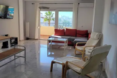 Image de Gorgeous view big condo 1st line on beach Benalmadena Costa swimming pool Garden